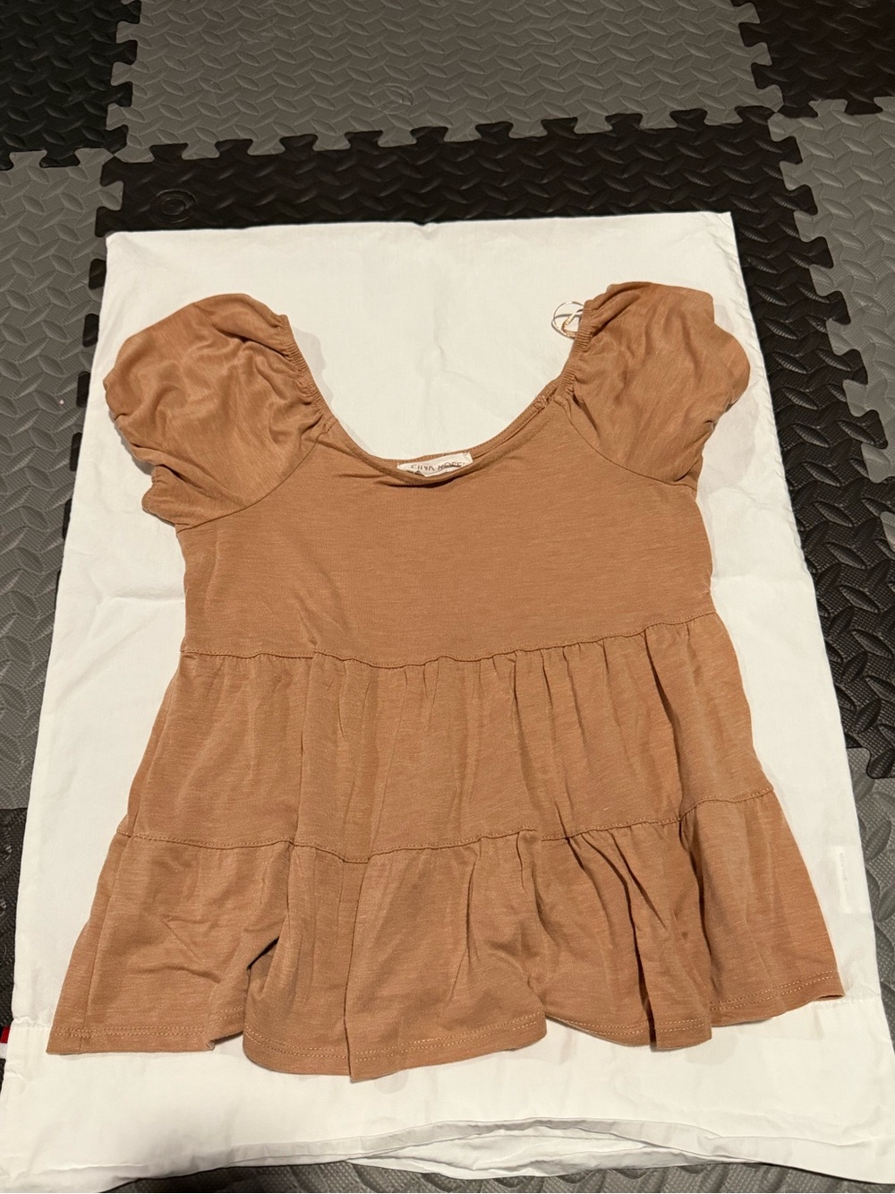 Pink Rose Brown-Tan Puff Sleeve Tiered Short Sleeve Top